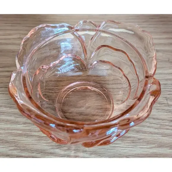 Fenton Dusty Rose Covered Candy / Trinket Dish - Cabbage Rose w/ Butterfly - Picture 4 of 7